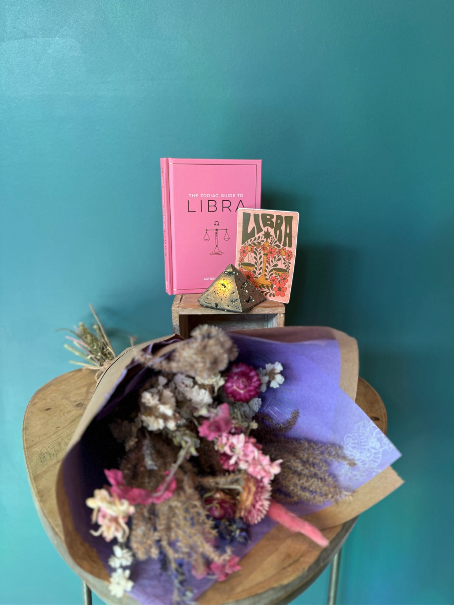 Celestial Bloom Gift Set - Leo
