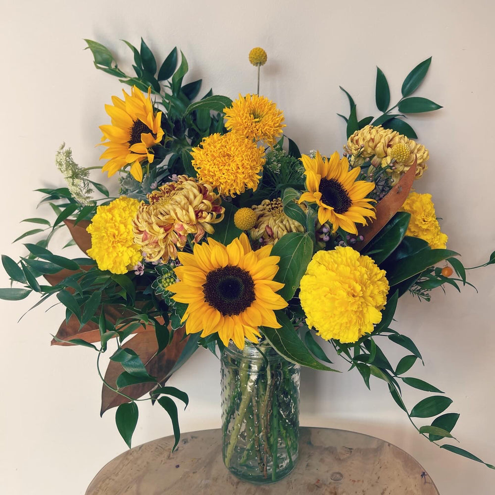 
                  
                    Seasonal Arrangement (Large)
                  
                