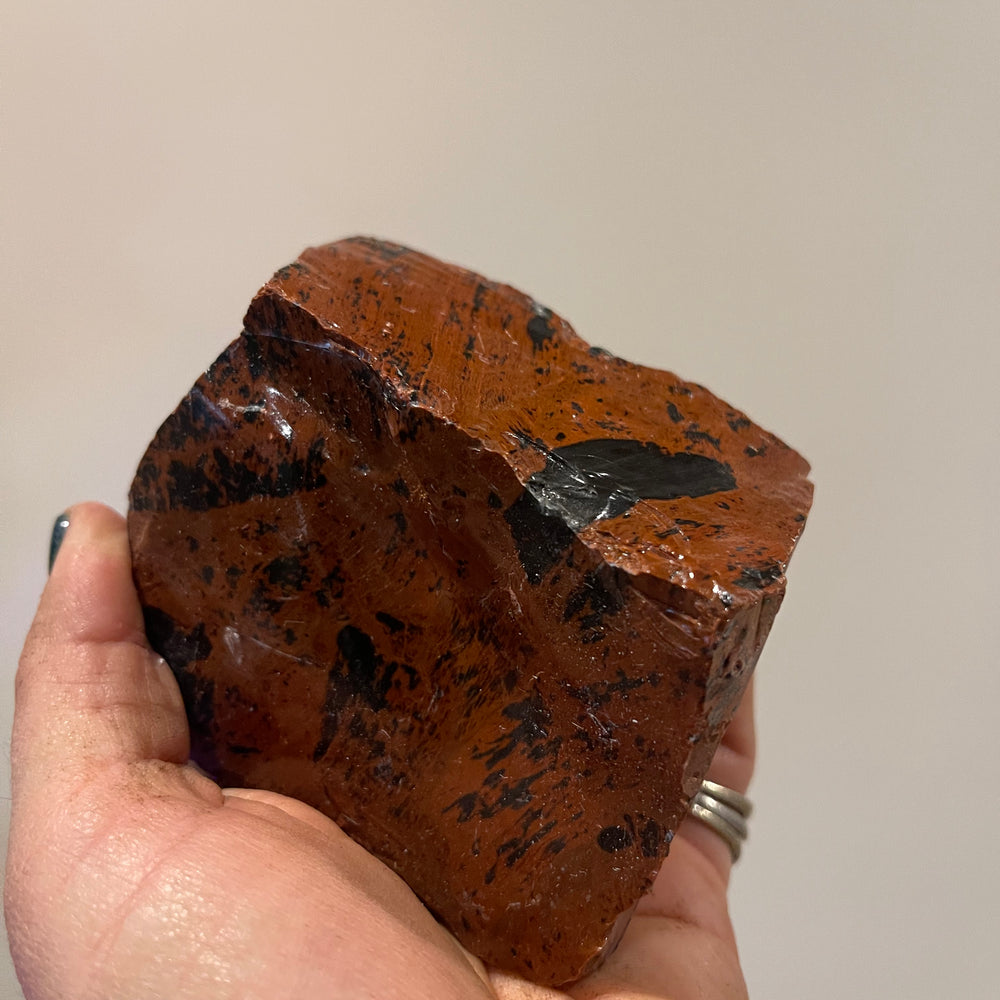 
                  
                    Mahogany Obsidian
                  
                