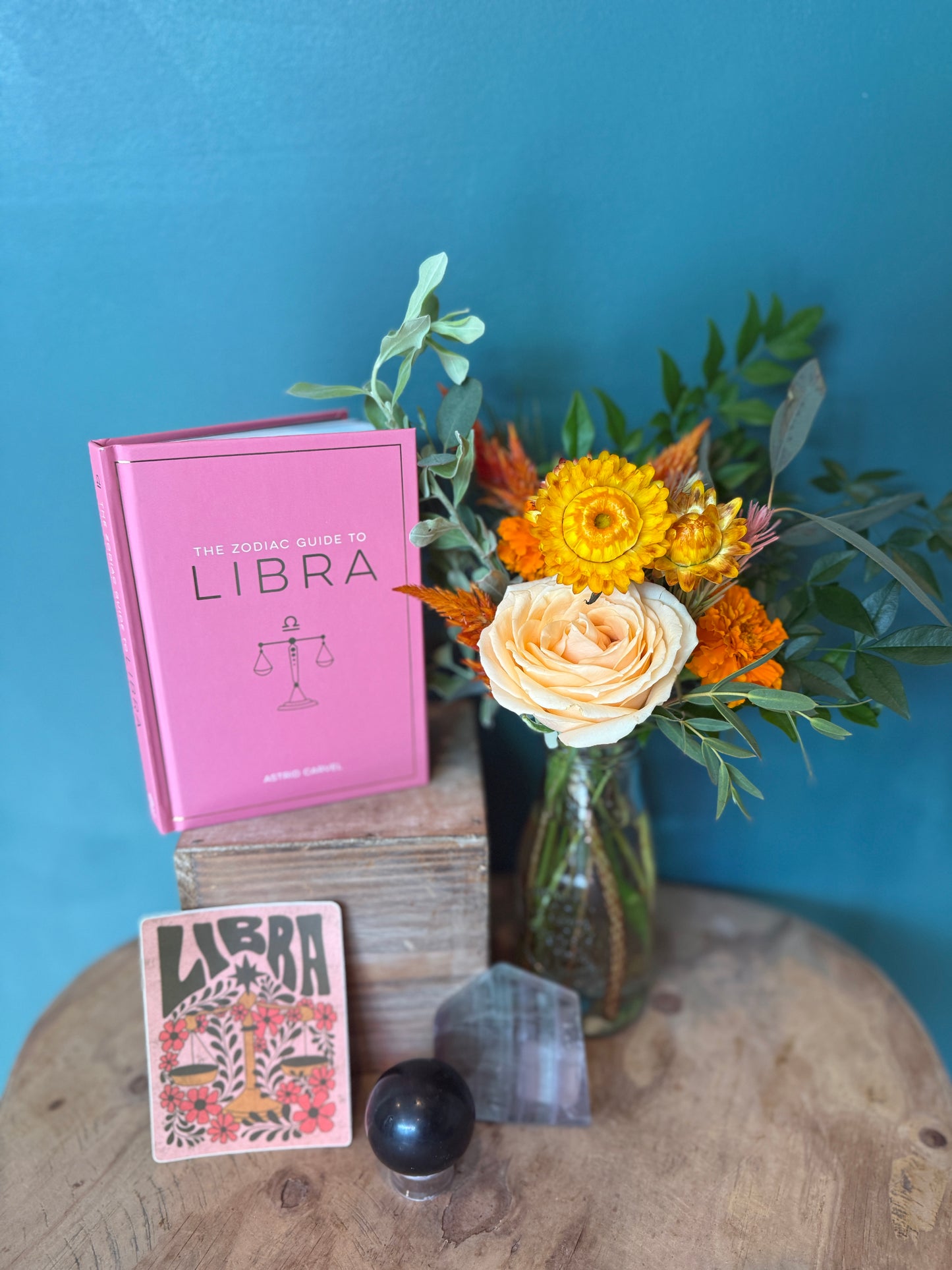 
                  
                    Celestial Bloom Gift Set - Pisces
                  
                