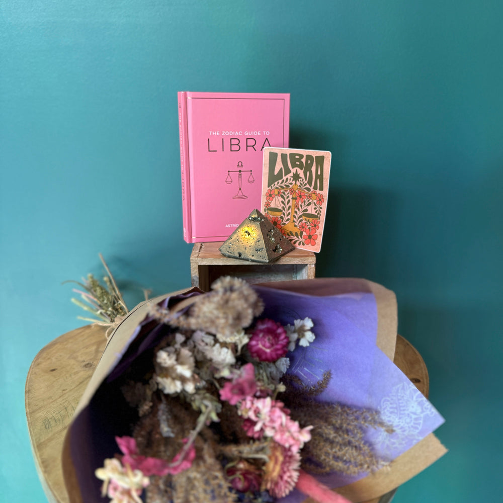 
                  
                    Celestial Bloom Gift Set - Pisces
                  
                