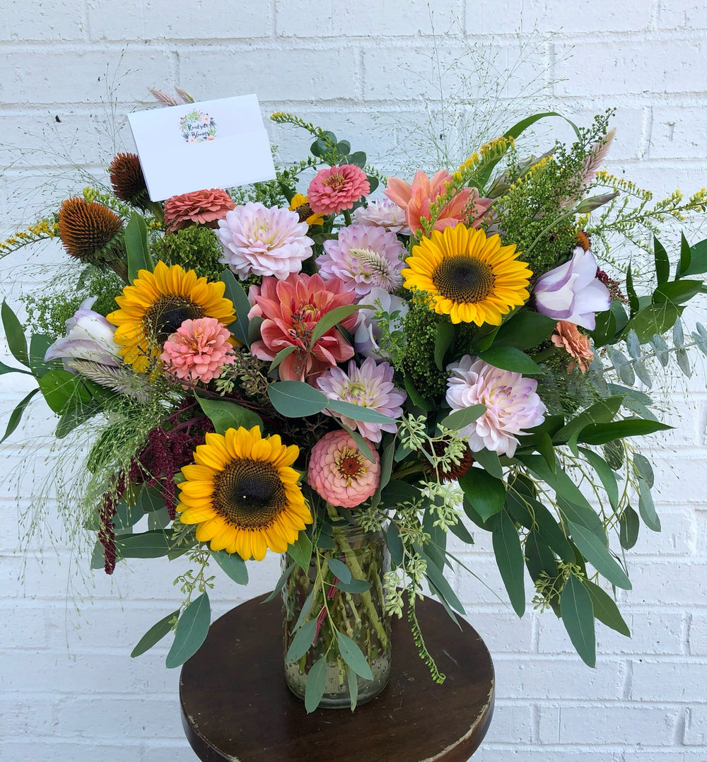 The Showstopper Seasonal Arrangement