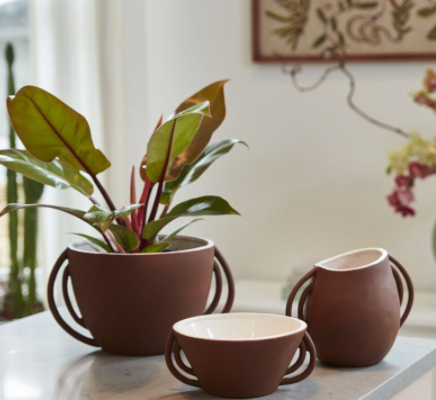 Seneca Pot
