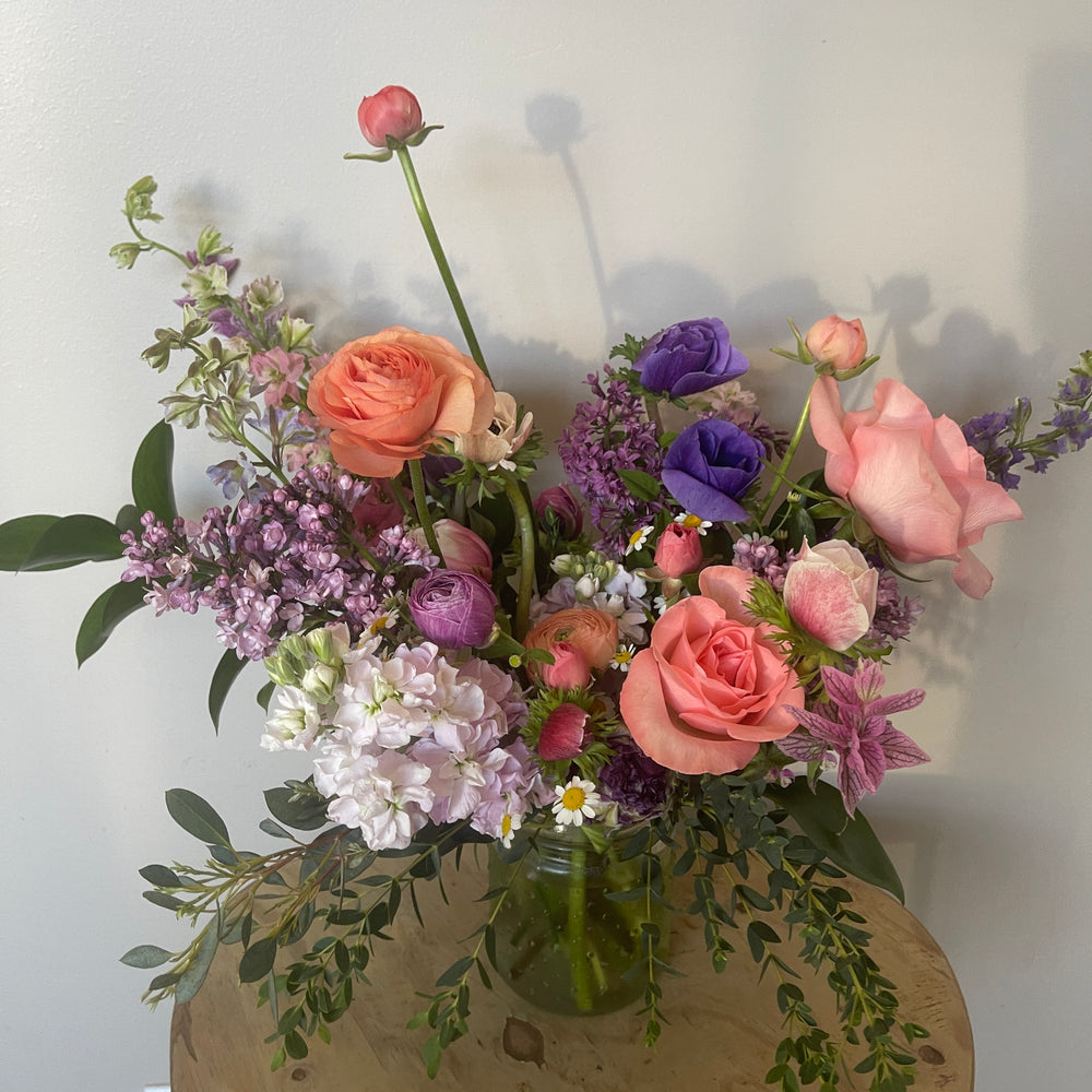 
                  
                    Seasonal Arrangement (Small)
                  
                